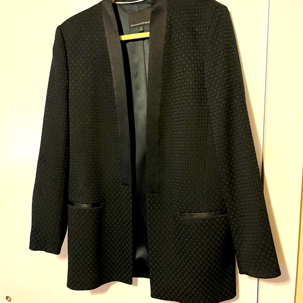 Banana Republic Black Blazer! NEW - Picture 2 of 9